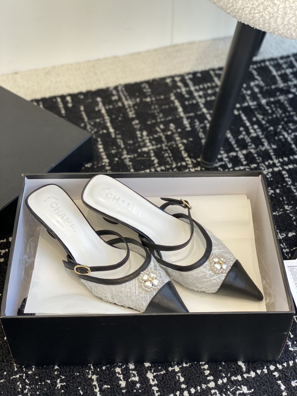 CL SANDALS