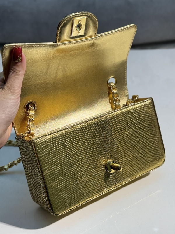 CL FLAP BAG 20CM