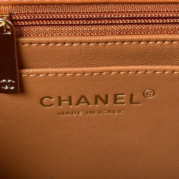 CL FLAP BAG WITH TOP HANDLE-18CM