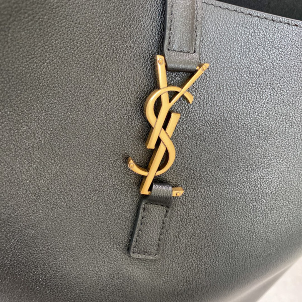 YSL LE 5 À 7 SOFT HOBO BAG - 30x31x13cm