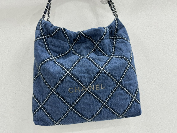 CL 22 HANDBAG -39*42*8cm
