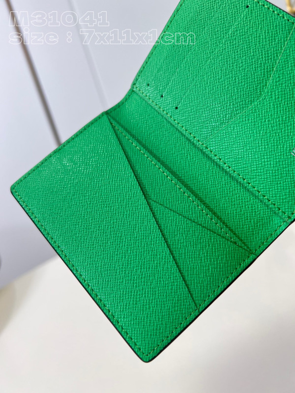 l**is V*t*n pocket organizer-7.5*11.1*1 cm