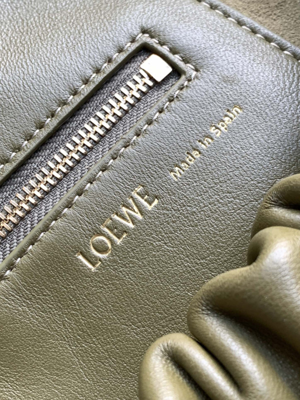 Loewe Squeeze Bag-34*33*13.5CM