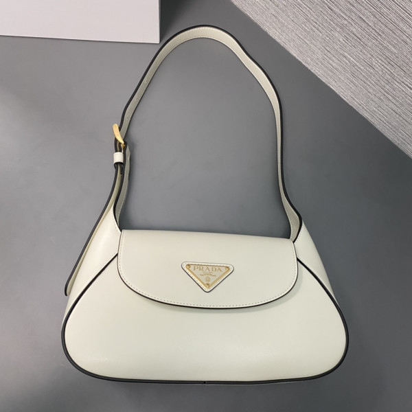 Pra*a crossbody bag -24*15*5cm