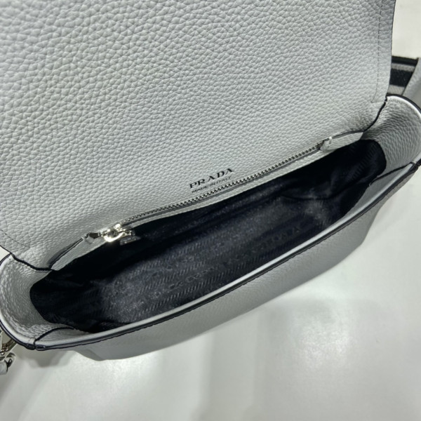 Pra*a leather shoulder bag-23*18*9cm