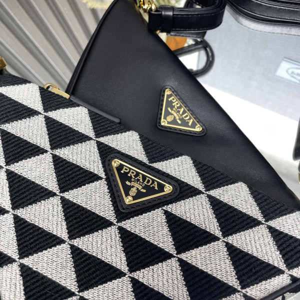 Pra*a triangular sequined pouch-26*16*13cm