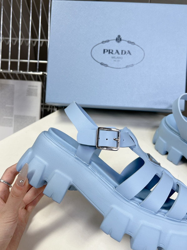 Pra*a sandals