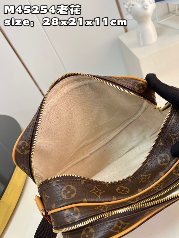 l**is V*t*n reporter bag-28*21*11cm