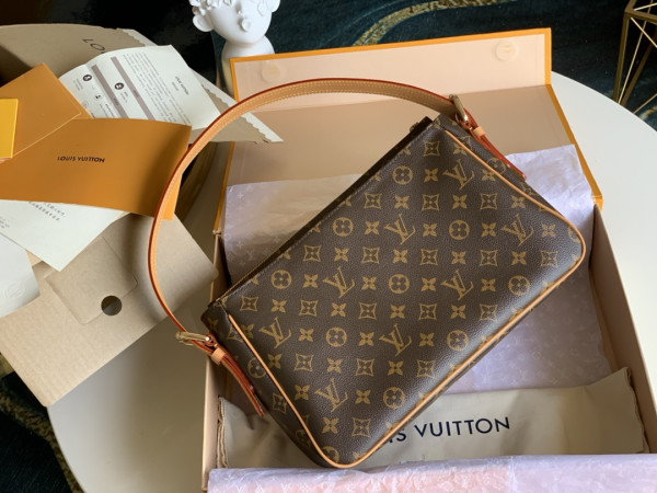 l**is V*t*n vintage bag-32*10*20cm