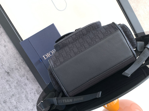 D*or backpack-26.5*41.5*17.5cm