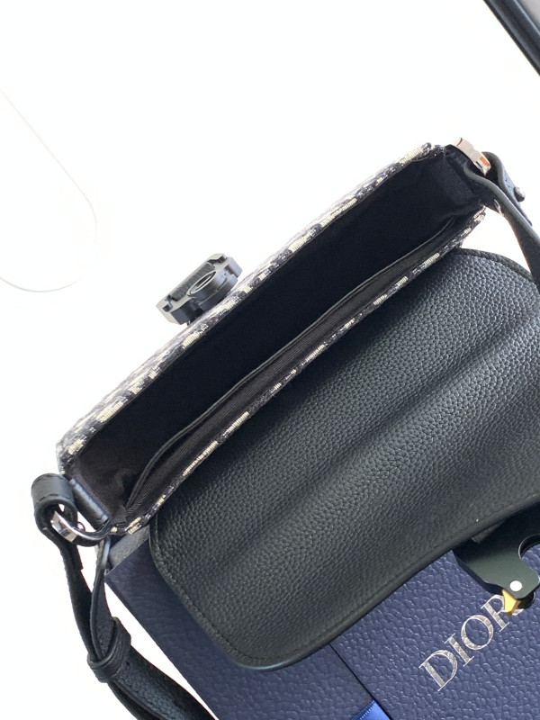 D*or saddle messenger bag-19.5*13*4.3 cm
