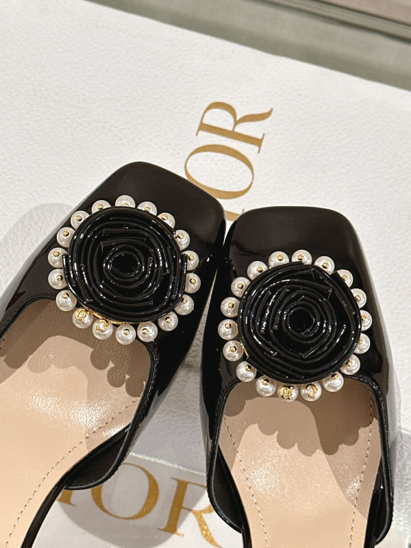 D*or heels