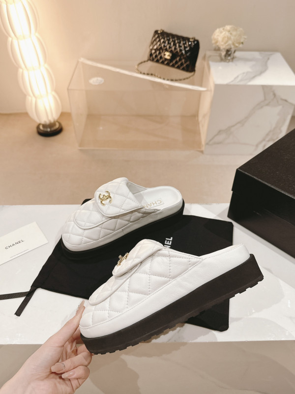 CL SANDAL mules