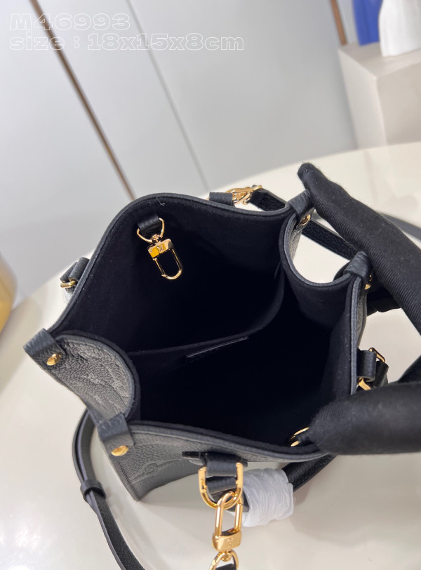 l**is V*t*n onthego bb-18*15*8.5cm