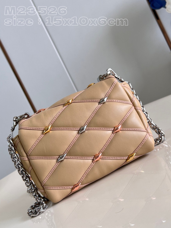 l**is V*t*n pico go-14-15*10*6.5cm