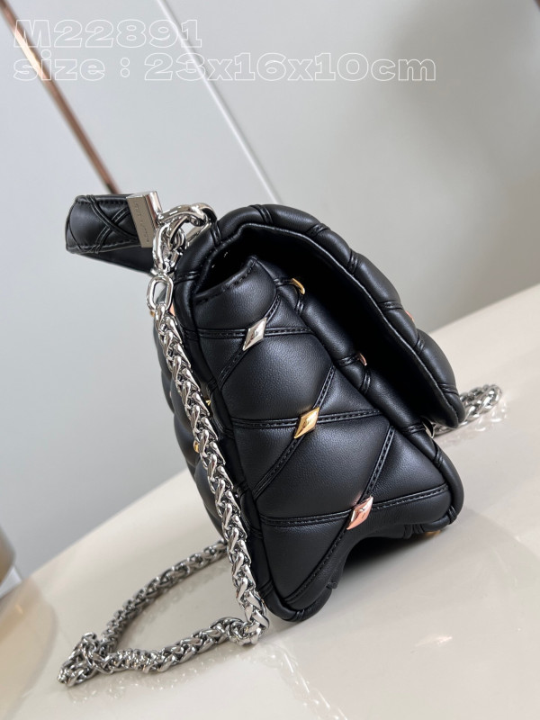 l**is V*t*n pico go-14-23*16*10cm