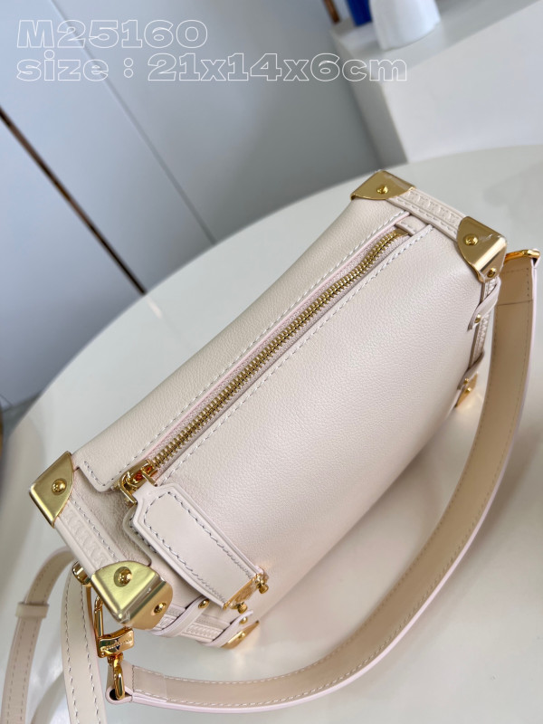 l**is V*t*n side trunk pm-21*14*6cm