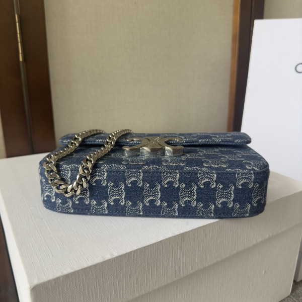 Ce**e chain shoulder bag triomphe