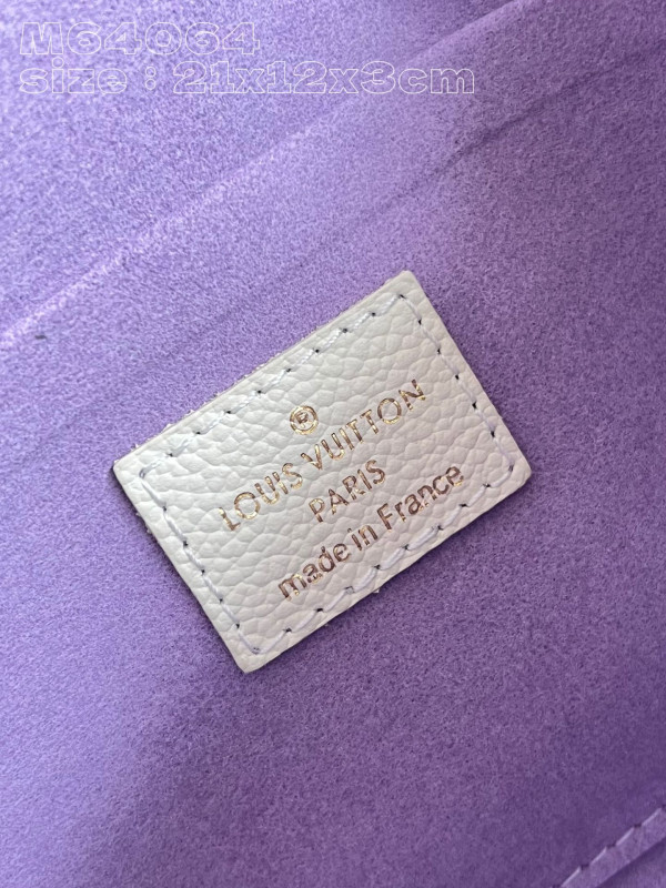 l**is V*t*n pochette fÉlicie