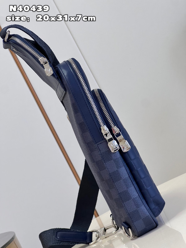 l**is V*t*n avenue slingbag nm
