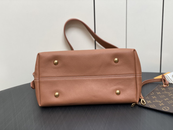 l**is V*t*n low key hobo jh-31*35*18cm