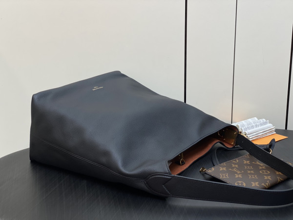 l**is V*t*n low key hobo jh-31*35*18cm