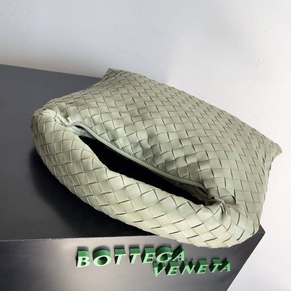 Bo*te*ga ve*ne*ta medium hop