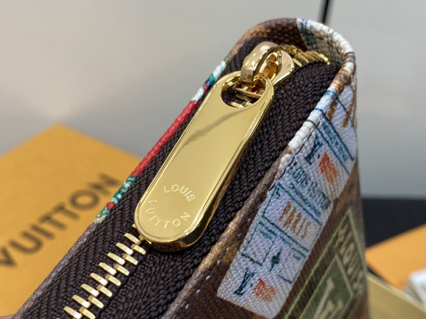 l**is V*t*n zippy wallet-10*20*2 cm