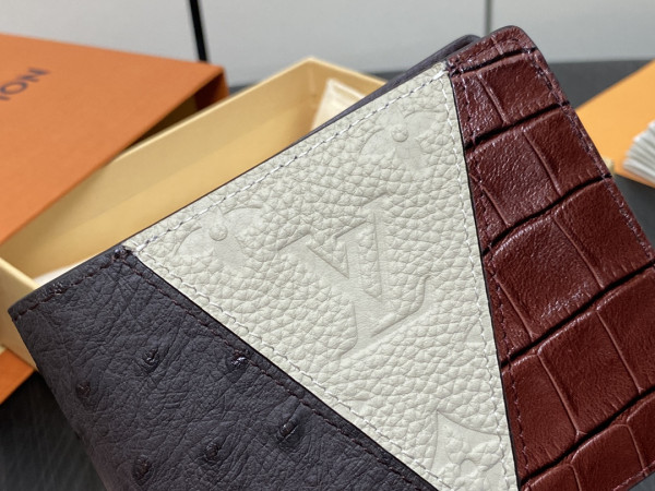l**is V*t*n multiple wallet-11.5*9*1.5cm
