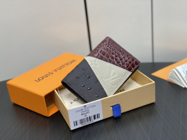 l**is V*t*n pocket organizer-7.5*11.1*1 cm