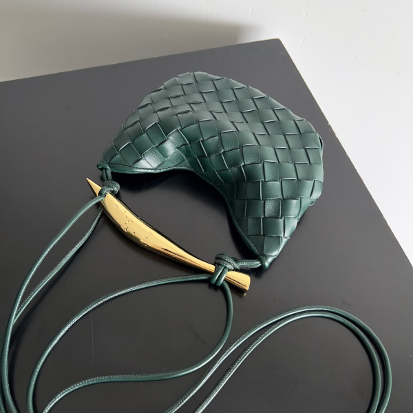 Bo*te*ga ve*ne*ta mini sardine top handle bag