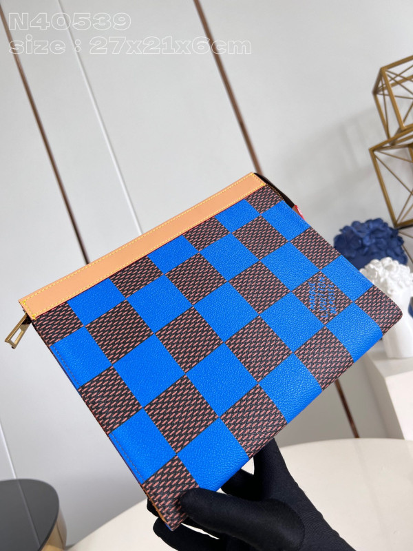 l**is V*t*n pochette voyage-27*21*6cm