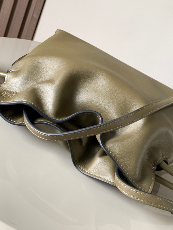 LOEWE Mini Flamenco clutch-23*18*9cm