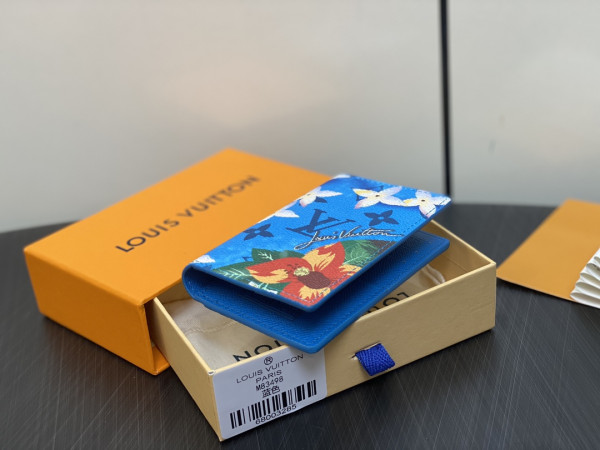 l**is V*t*n pocket organizer-7.5*11.1*1 cm
