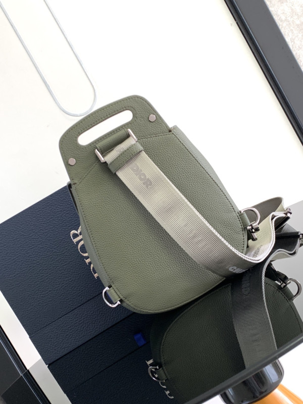 D*or gallop sling bag-19*27.5*11.5cm