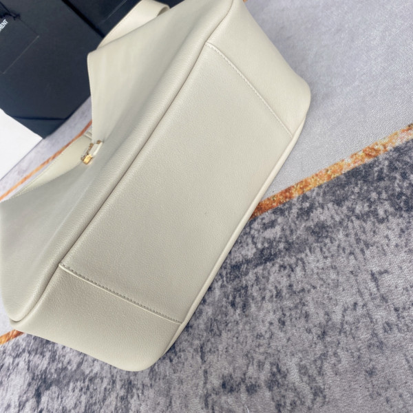 YSL LE 5 À 7 SOFT HOBO BAG - 30x31x13cm