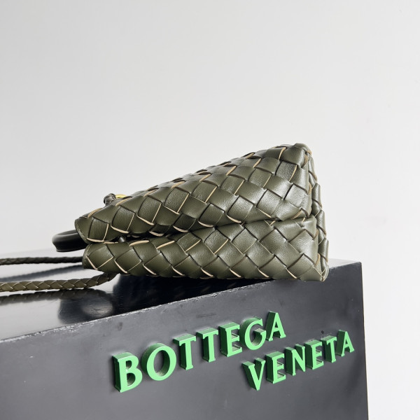 Bo*te*ga ve*ne*ta small andiamo-25*22*10.5cm