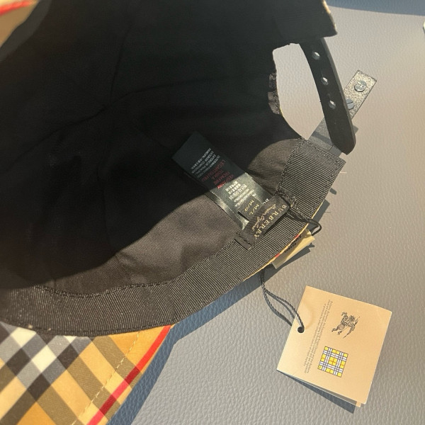 B**rry hat