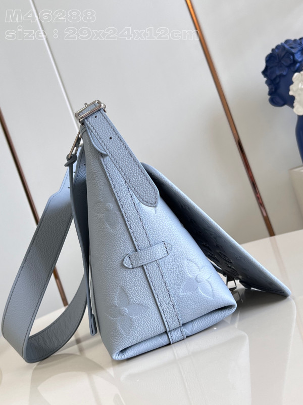 l**is V*t*n carryall pm-29*24*12cm