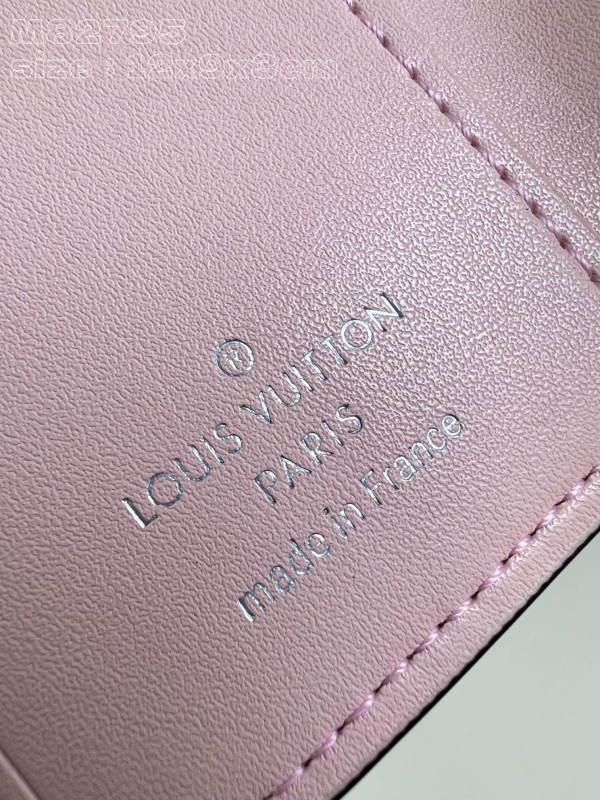 l**is V*t*n iris xs wallet-12*9.5*3cm