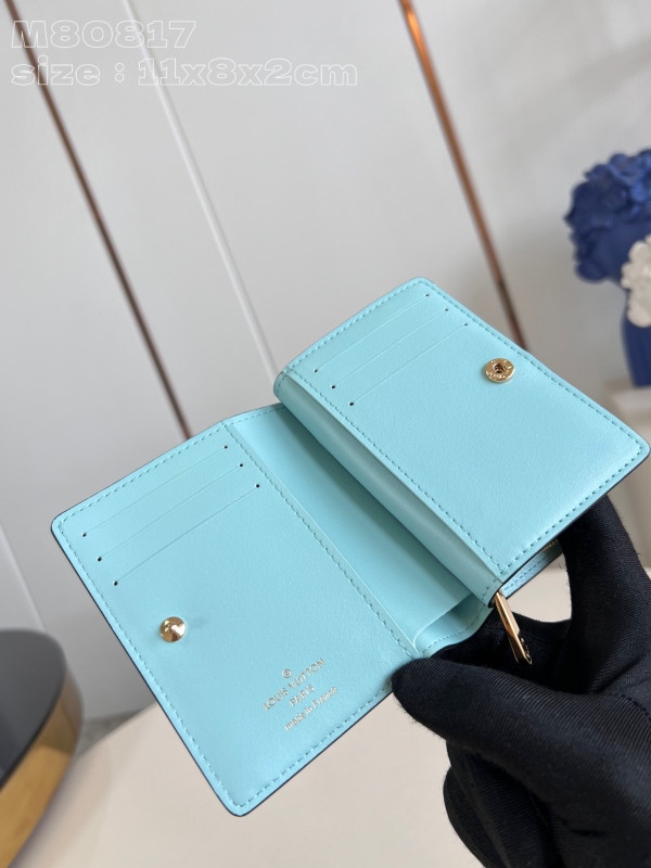 l**is V*t*n lou wallet-11.5*8.5*2.2cm