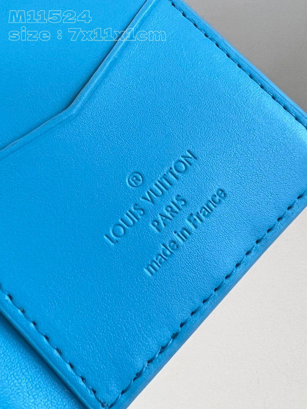 l**is V*t*n pocket organizer-7.5*11.1*1 cm