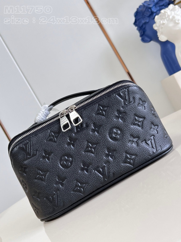 l**is V*t*n toiletry bag-24*13*13cm