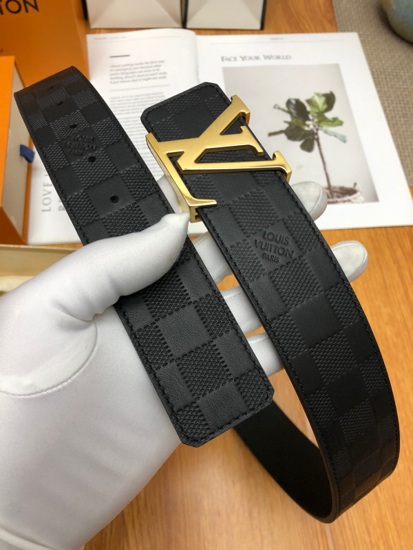 l**is V*t*n belt