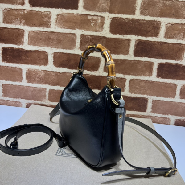 G*u*i diana small shoulder bag