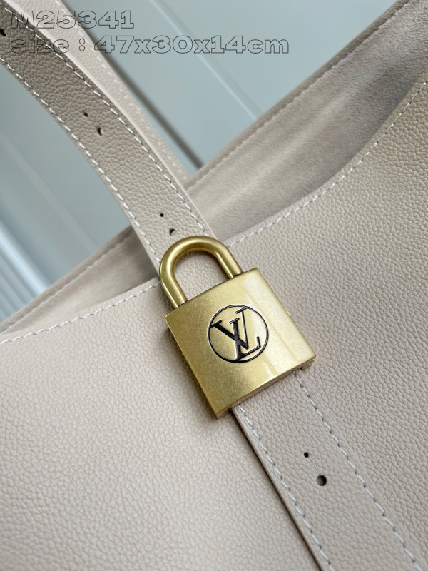l**is V*t*n low key cabas mm-47*30*14cm