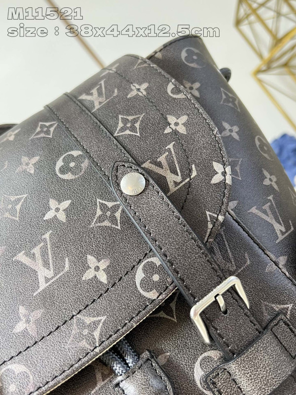 l**is V*t*n christopher backpack-38*44*12.5cm