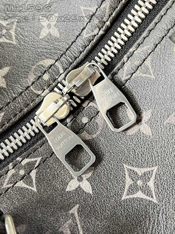 l**is V*t*n keepall bandouliÈre 50