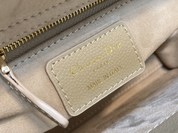 lady D*or small calfskin-20-16.5-8cm