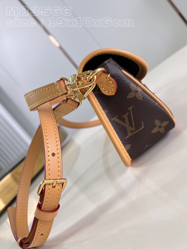 l**is V*t*n nano diane-19*10.5*6 cm
